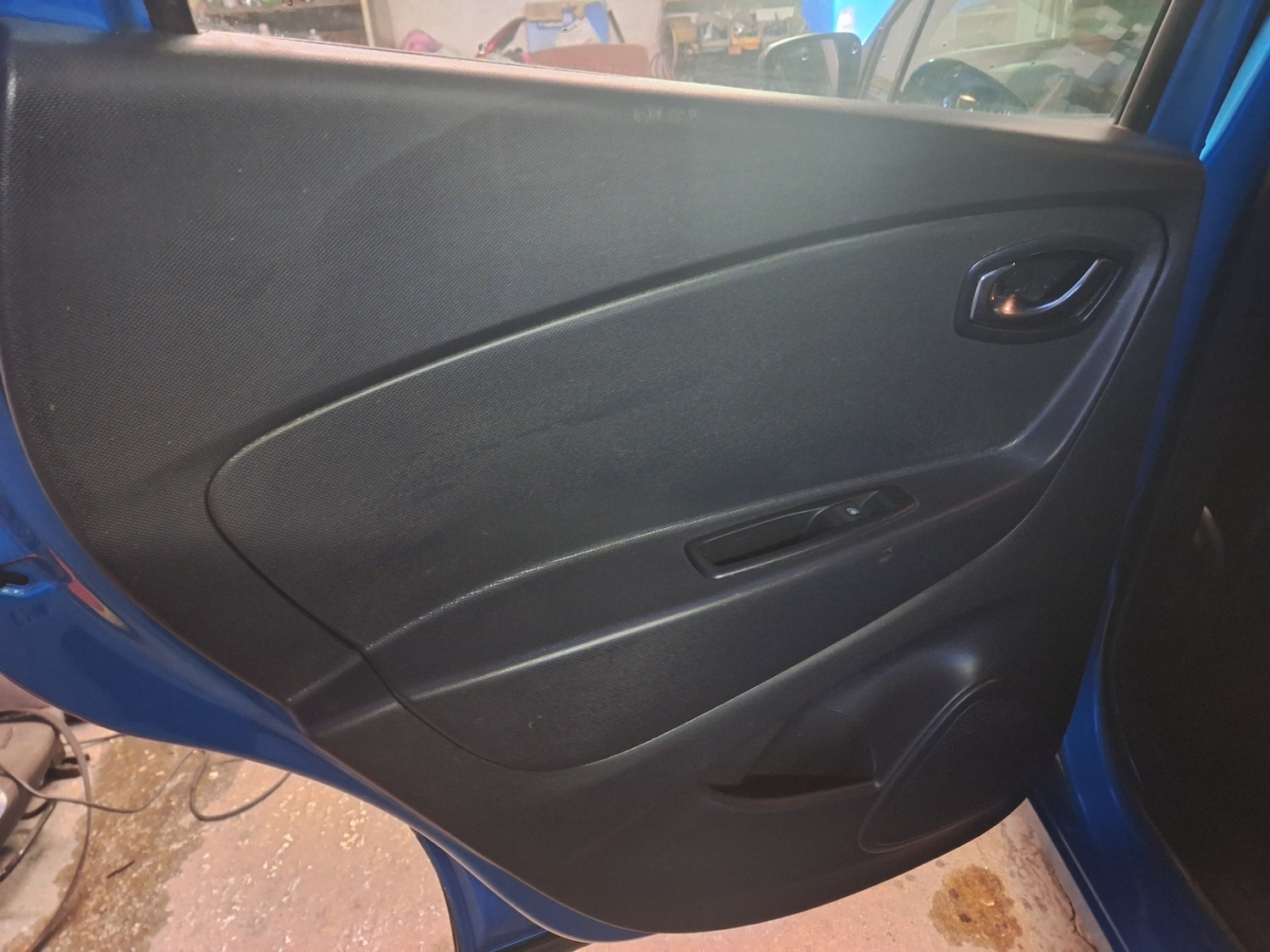 Used Renault Captur 2015 for sale - 76918077: Photo 16