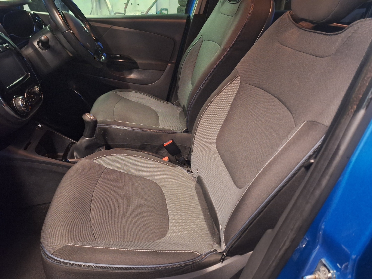 Used Renault Captur 2015 for sale - 76918077: Photo 20