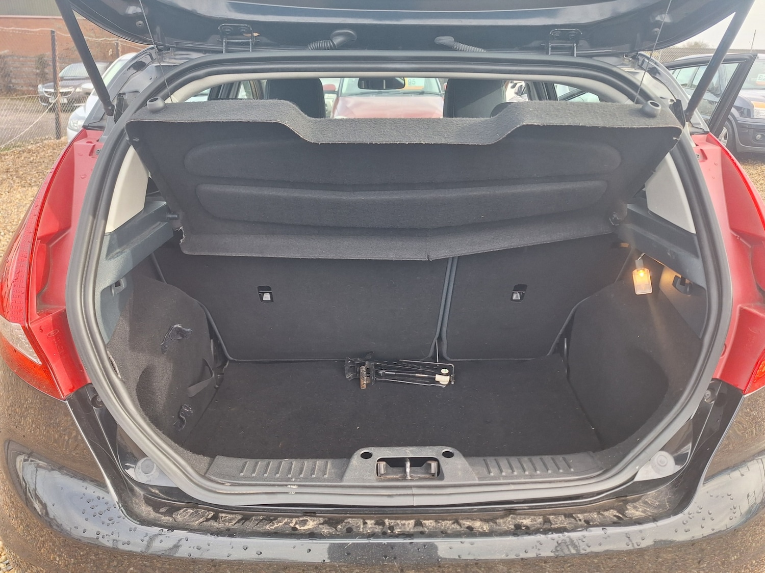 Used Ford Fiesta 2012 for sale - 77629416: Photo 12