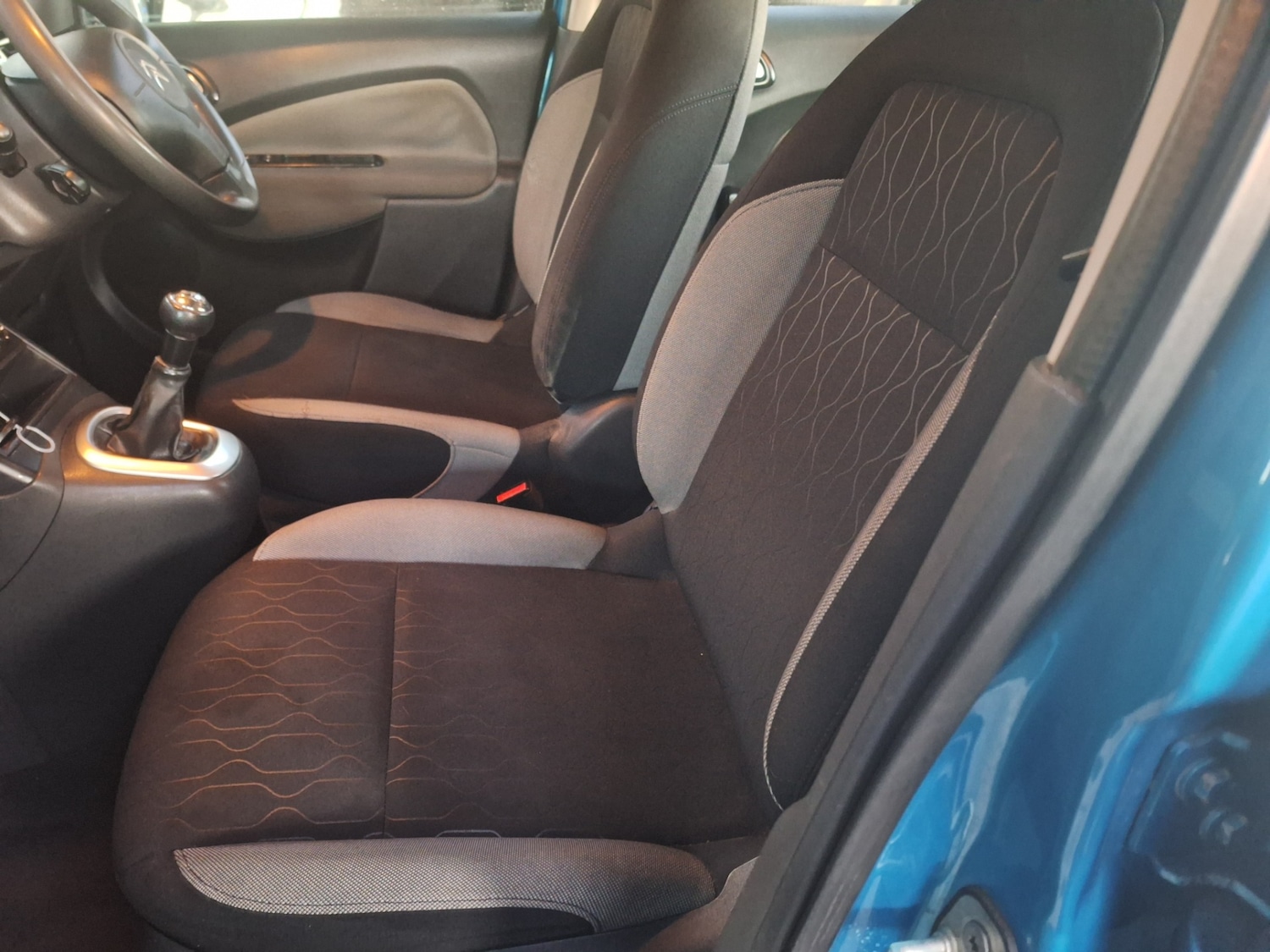 Used Citroen C3 Picasso 2013 for sale - 76780410: Photo 17