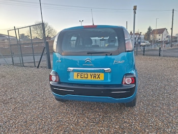 Used Citroen C3 Picasso 2013 for sale - 76780410: Photo