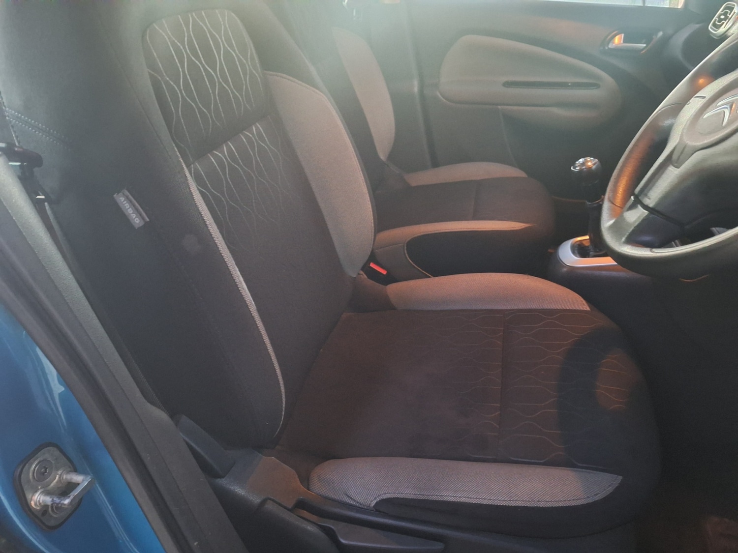 Used Citroen C3 Picasso 2013 for sale - 76780410: Photo 9