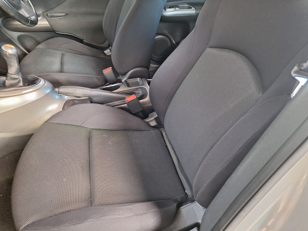 Used Nissan Juke 2010 for sale - 74025468: Photo 18