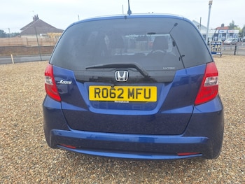 Used Honda Jazz 2013 for sale - 79127393: Photo