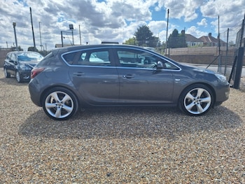 Used Vauxhall Astra 2012 for sale - 79320740: Photo