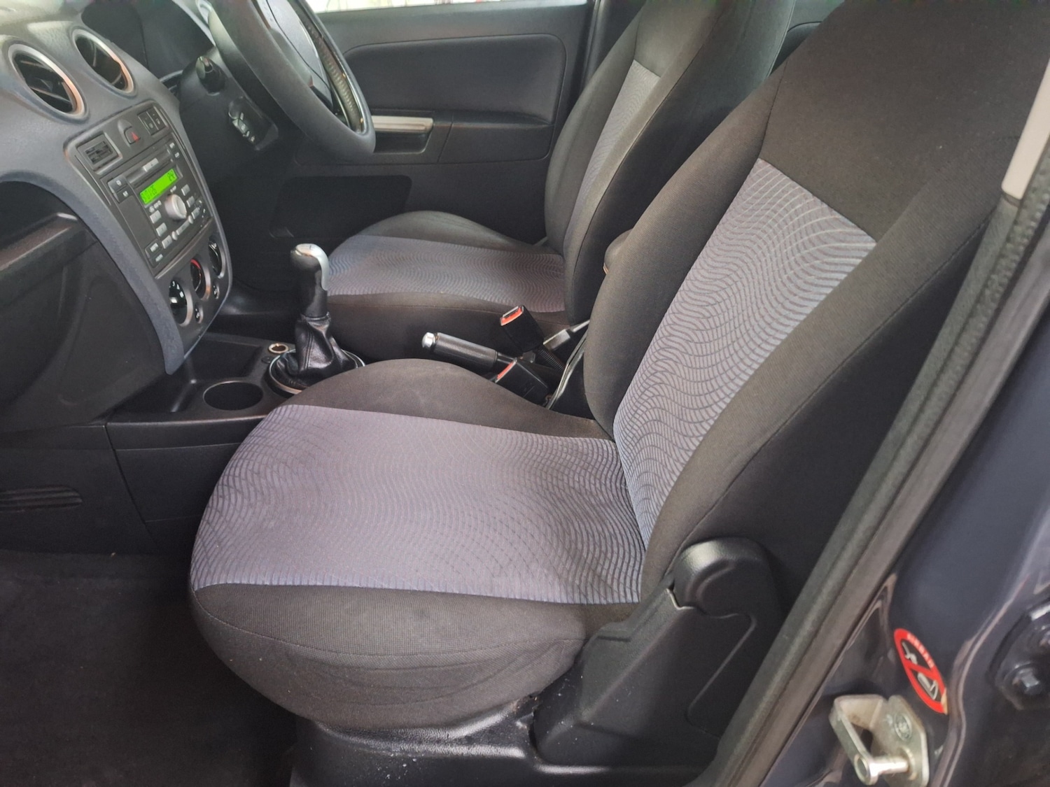 Used Ford Fusion 2011 for sale - 77023508: Photo 16