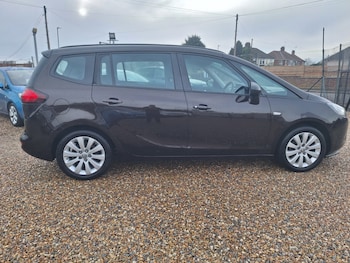 Used Vauxhall Zafira 2016 for sale - 76918079: Photo