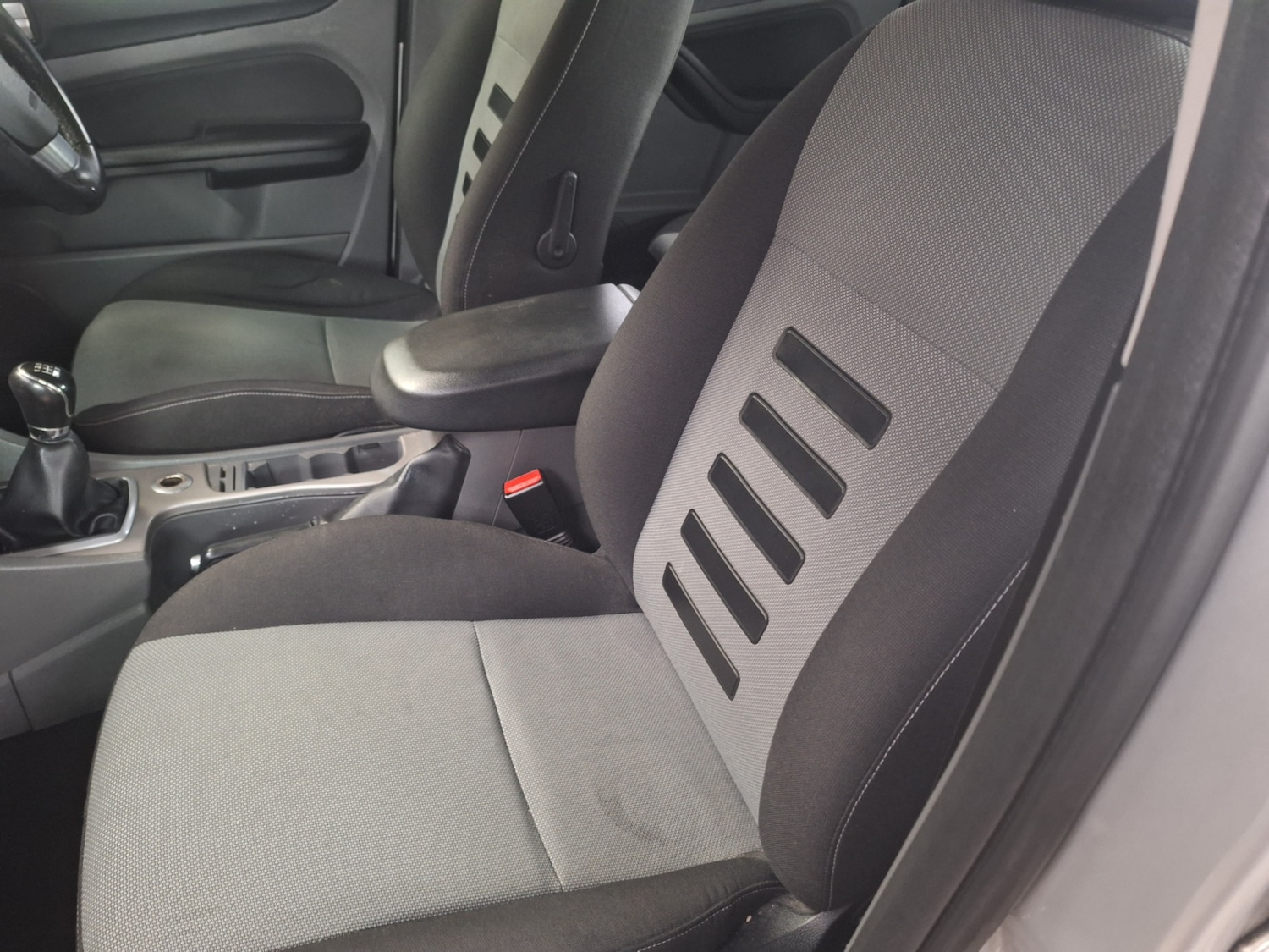 Used Ford Focus 2009 for sale - 77460835: Photo 17