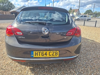 Used Vauxhall Astra 2015 for sale - 75825802: Photo