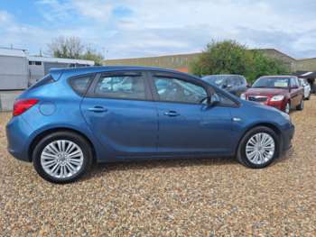Used Vauxhall Astra 2013 for sale - 75108456: Photo