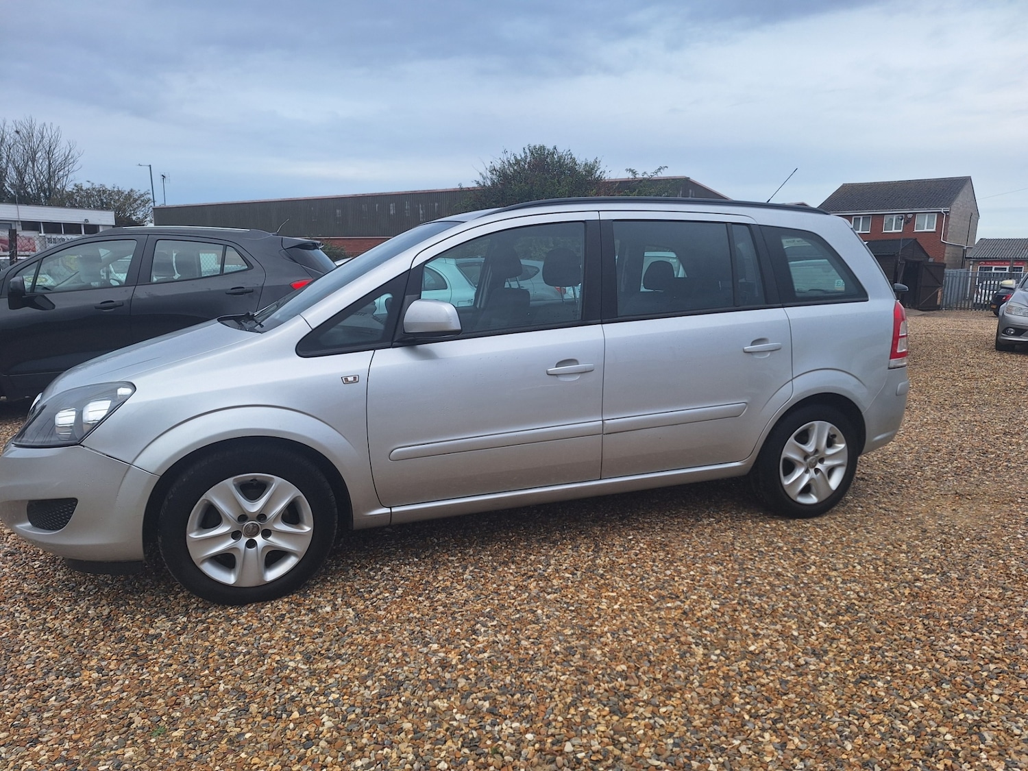 Used Vauxhall Zafira 2013 for sale - 76131083: Photo 1
