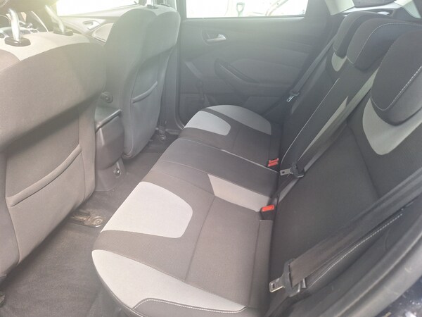 Used Ford Focus 2011 for sale - 75595455: Photo 17