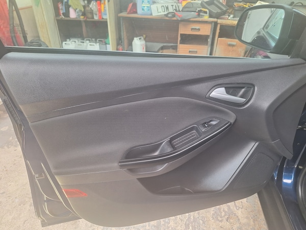 Used Ford Focus 2011 for sale - 75595455: Photo 18