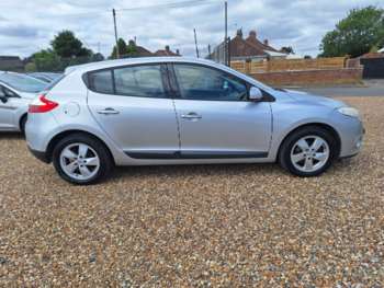 Used Renault Megane 2010 for sale - 75156951: Photo