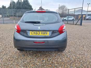 Used Peugeot 208 2013 for sale - 73595523: Photo