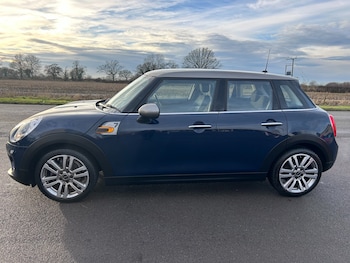 Used MINI Hatch 2017 for sale - 77207216: Photo