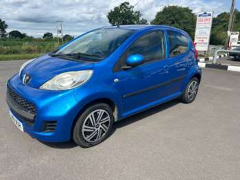2011 (61) - 1.0 Urban 5dr