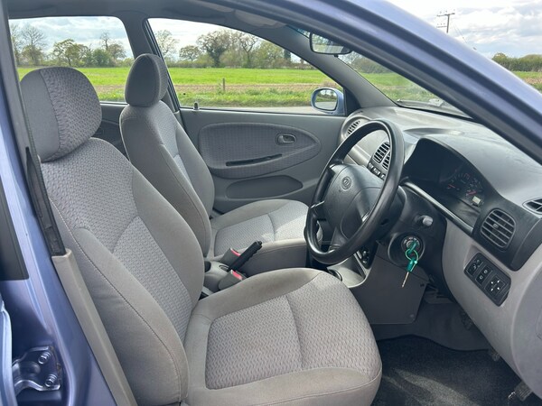 Used Kia Rio 2002 for sale - 74374919: Photo 9