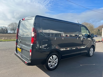 Used Renault Trafic 2023 for sale - 77662426: Photo