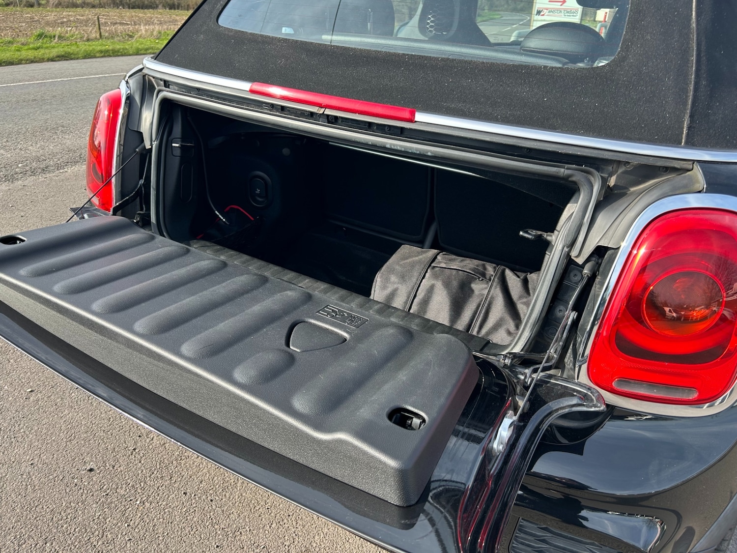 Used MINI Convertible 2019 for sale - 77963756: Photo 7
