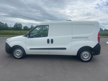 Used Vauxhall Combo 2018 for sale - 78951248: Photo