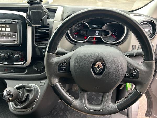 Used Renault Trafic 2019 for sale - 76265329: Photo 8