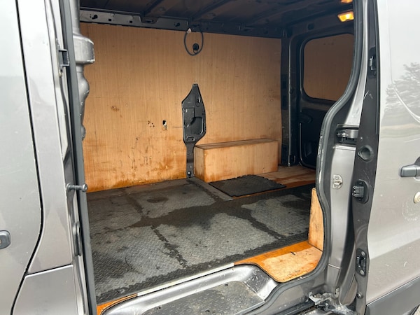 Used Renault Trafic 2019 for sale - 76265329: Photo 9
