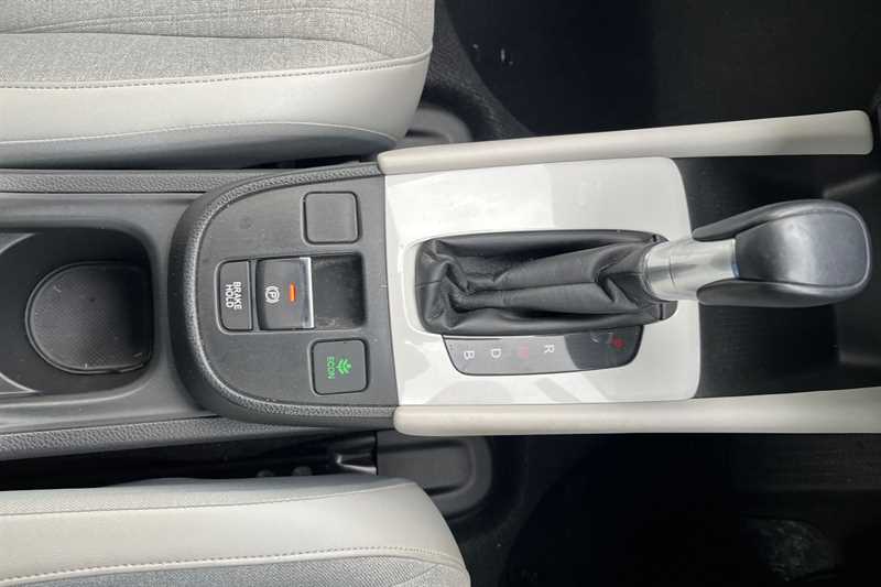 Used Honda Jazz 2022 for sale - 76773620: Photo 31