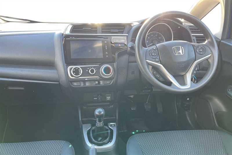 Used Honda Jazz 2018 for sale - 76851380: Photo 4