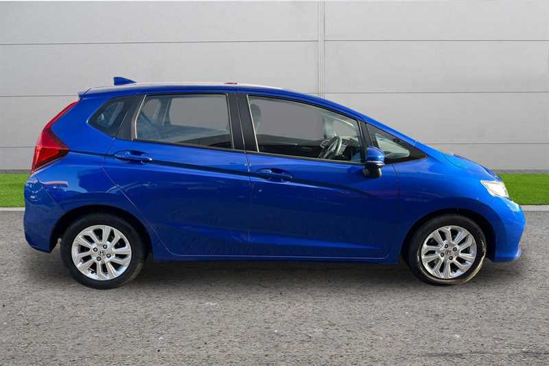 Used Honda Jazz 2018 for sale - 76851380: Photo 5