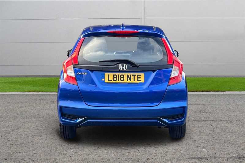 Used Honda Jazz 2018 for sale - 76851380: Photo 7