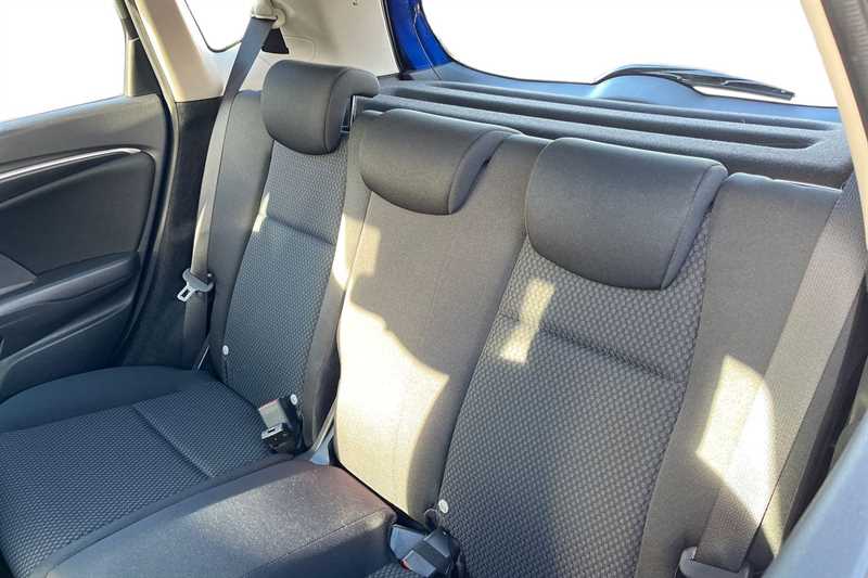 Used Honda Jazz 2018 for sale - 76851380: Photo 8