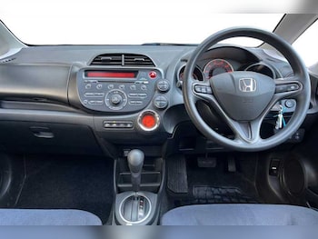 Used Honda Jazz 2013 for sale - 79488206: Photo