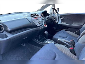 Used Honda Jazz 2014 for sale - 79499026: Photo