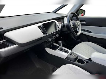 Used Honda Jazz 2020 for sale - 76501692: Photo