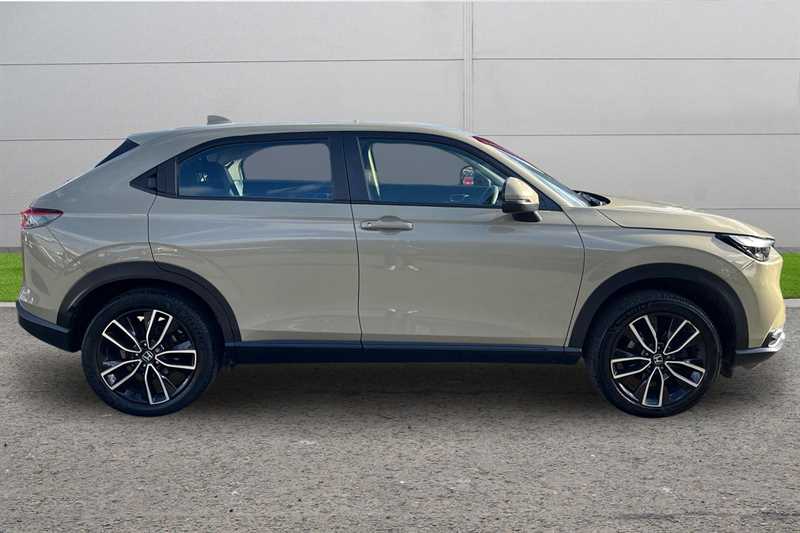 Used Honda HR-V 2022 for sale - 76598031: Photo 5