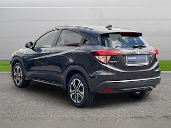 Used Honda HR-V 2017 for sale - 79077900: Photo