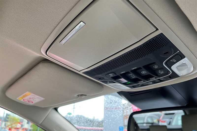 Used Honda CR-V 2023 for sale - 78059839: Photo 36