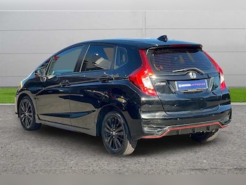 Used Honda Jazz 2018 for sale - 76100095: Photo