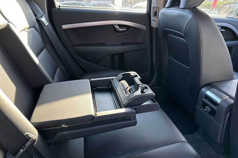 Used Volvo V70 2015 for sale - 77442770: Photo 12