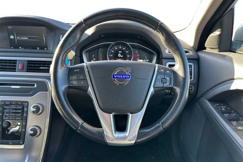 Used Volvo V70 2015 for sale - 77442770: Photo 27