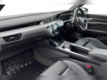 Used Audi e-tron 2021 for sale - 77239656: Photo