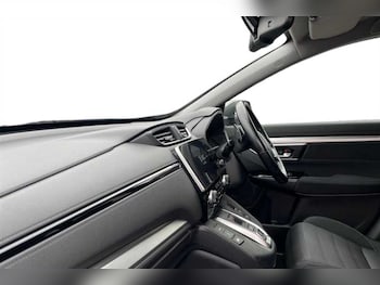Used Honda CR-V 2022 for sale - 76140657: Photo