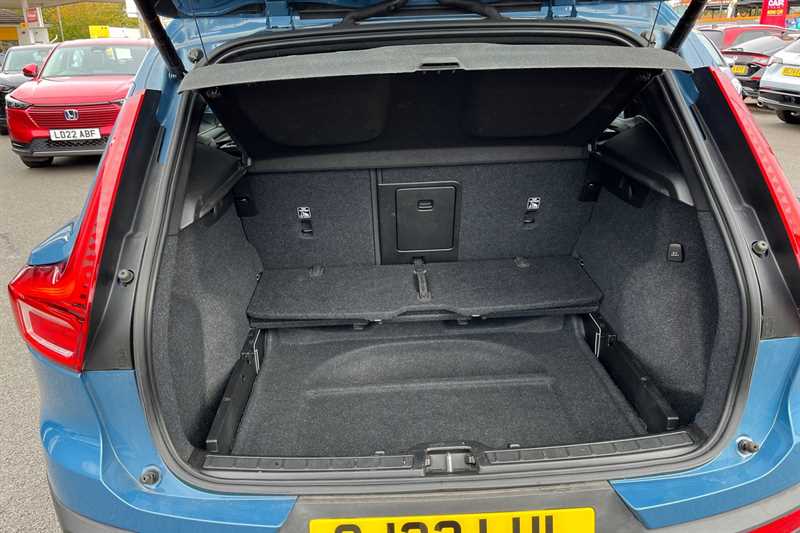 Used Volvo XC40 2023 for sale - 76251787: Photo 21