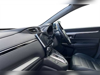 Used Honda CR-V 2022 for sale - 76217396: Photo 2