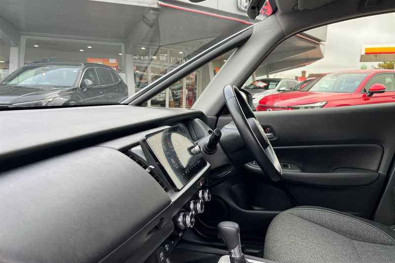 Used Honda Jazz 2023 for sale - 76140681: Photo 2