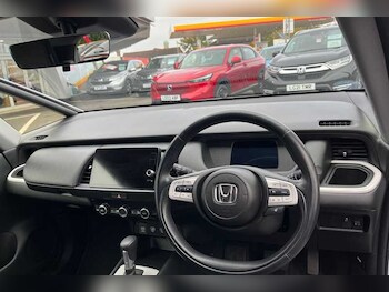 Used Honda Jazz 2023 for sale - 76140681: Photo