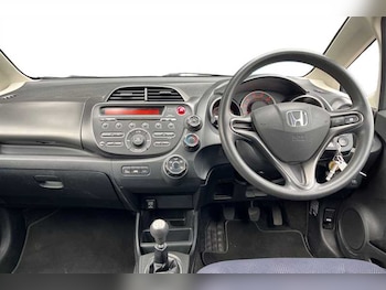 Used Honda Jazz 2012 for sale - 77795298: Photo