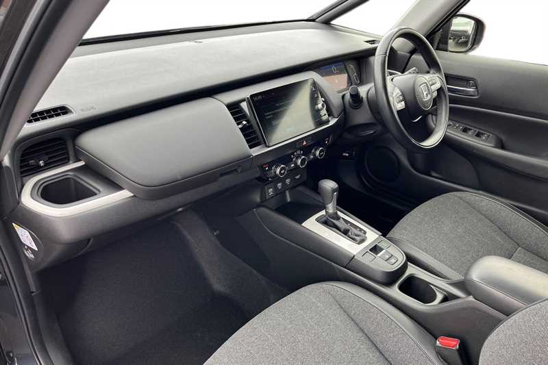 Used Honda Jazz 2023 for sale - 76773563: Photo 2