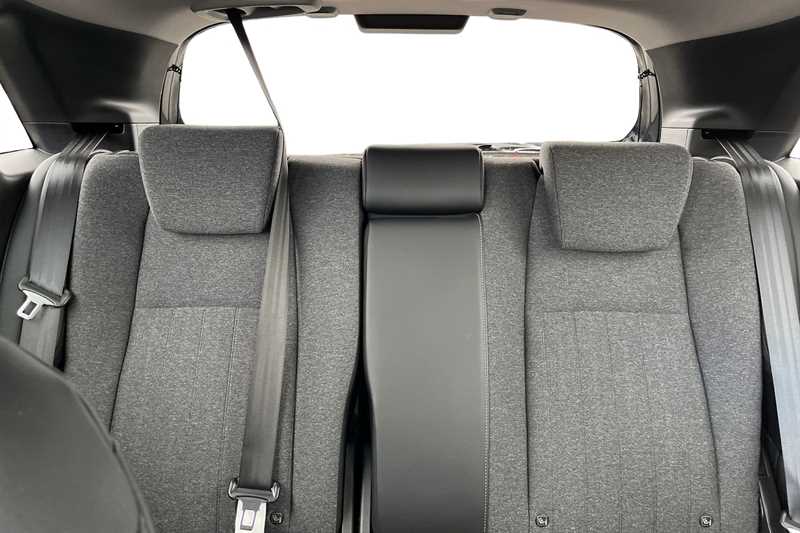 Used Honda Jazz 2023 for sale - 76773563: Photo 8